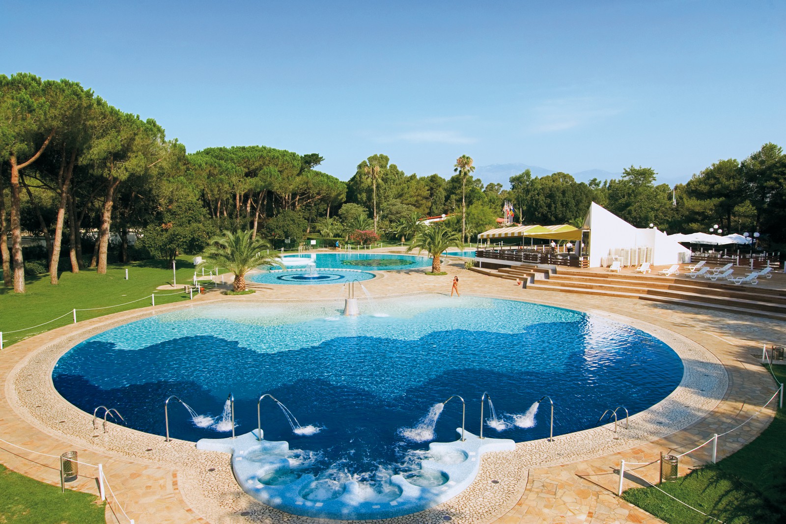 HAPPYCAMPING_BAIA_DOMIZIA