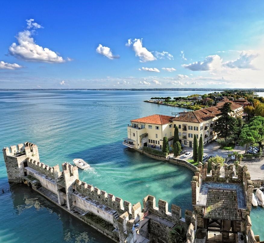 HAPPYCAMPING_SIRMIONE
